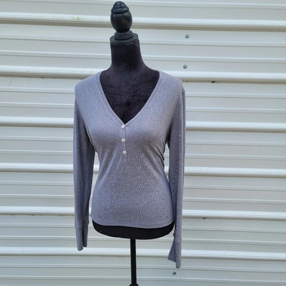 VS Victoria Secret Women’s Sleep Casual Long Sleeve Shirt S Small Gray Button - Picture 1 of 8